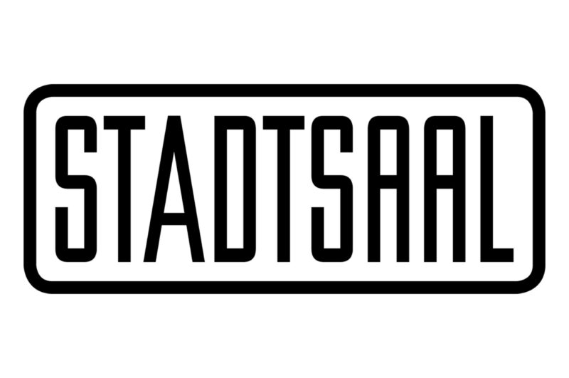 Stadtsaal Logo riesig crop 2560x1700 1 800x531