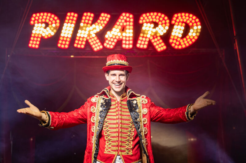 (c) Circus Pikard/Alexander Schneller